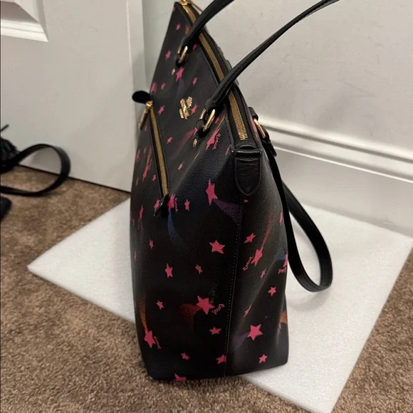 Coach Gallery Tote Bag with Disco Star Print - Picture 6 of 16